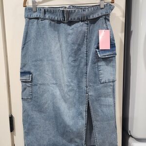 Juicy Couture Denim Cargo Midi Skirt Women’s 32 Medium Wash Slit Stretch NWT